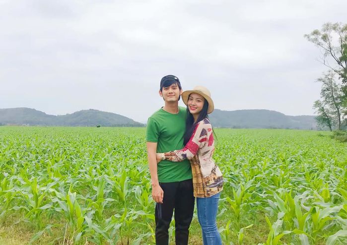 Đại gia xếp hàng cưa, gái xinh chọn chàng đi xe đạp giờ viên mãn