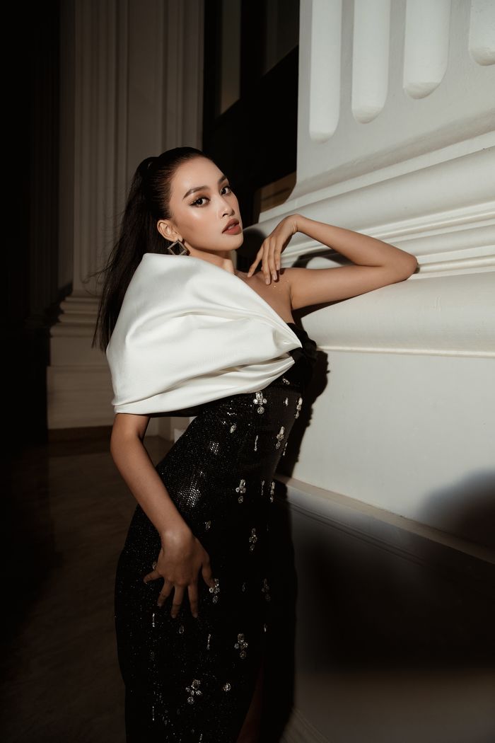 Dàn mỹ nhân Việt lộng lẫy đốt cháy thảm đỏ: Thùy Tiên hoá minh tinh