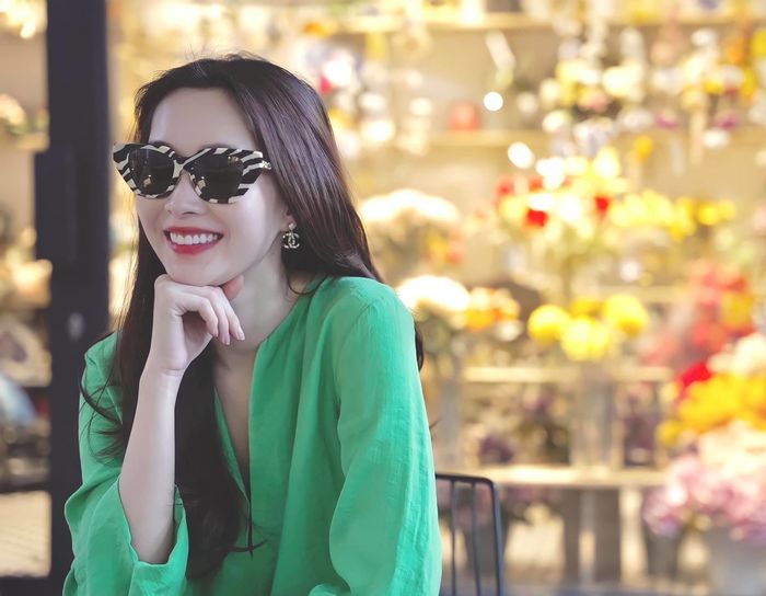 Đặng Thu Thảo về làm vợ thiếu gia: chăm mặc đồ cũ để tiết kiệm