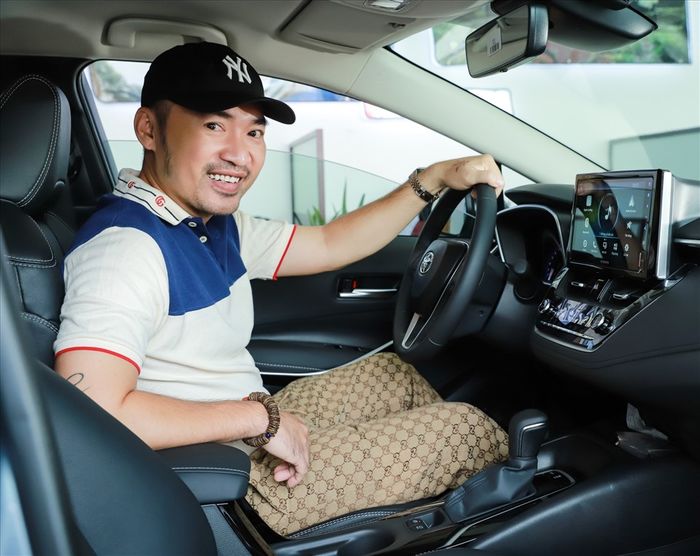 Đọ xế hộp của các danh hài Việt: Trấn Thành - Anh Đức đều có xe 5 tỷ