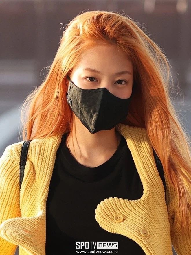 Cheap moment cực mạnh với idol Kpop: Hãy thử tóc cam chói như Jennie