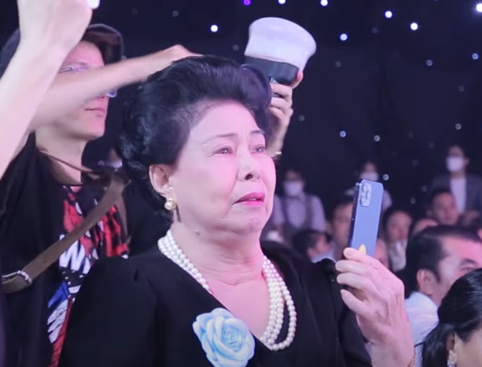Mỹ nhân Việt cho con về chịu tang nhà chồng cũ