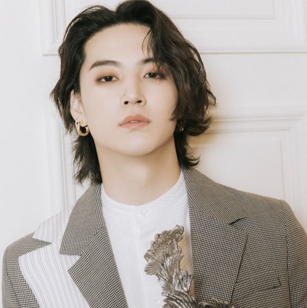 Idol nên trung thành với concept ngầu lòi: Karina vốn như đồ họa