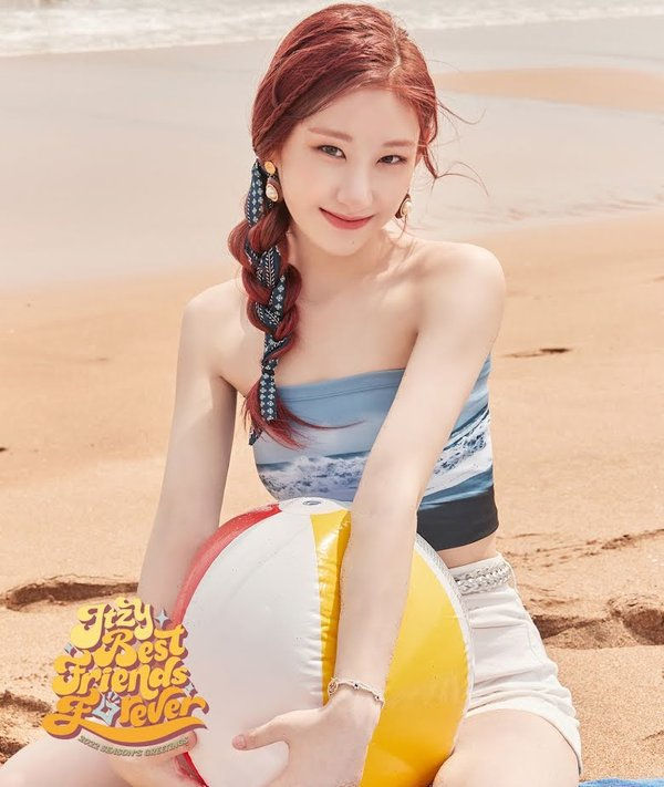 ITZY sau 3 năm tung hoành Kpop: Yuna từ cá tính hoá nàng thơ