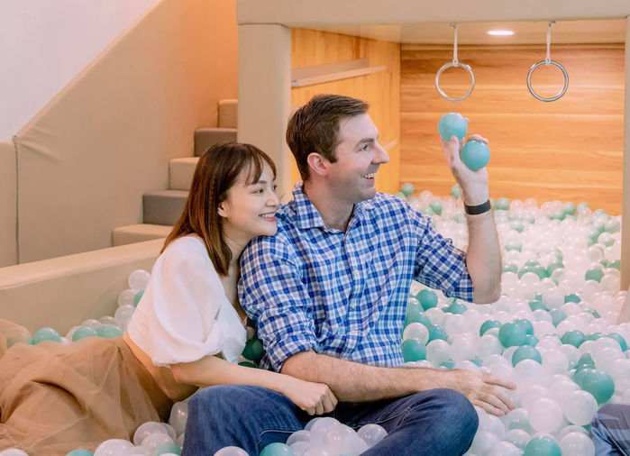 Lan Phương lấy chồng Tây: Làm dâu toàn ngồi chơi, tiền ai nấy giữ