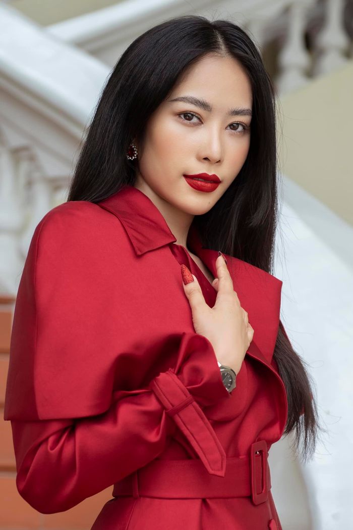 Mãi dõi theo Nam Em mà quên mất Lệ Nam: Xinh đẹp, hứa hẹn bùng nổ
