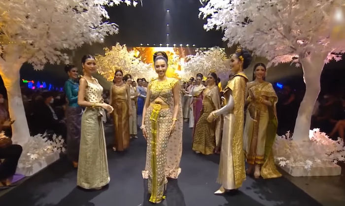 Mỹ nhân Việt diện outfit dát vàng: Quốc phục của Thùy Tiên giá 20 tỷ