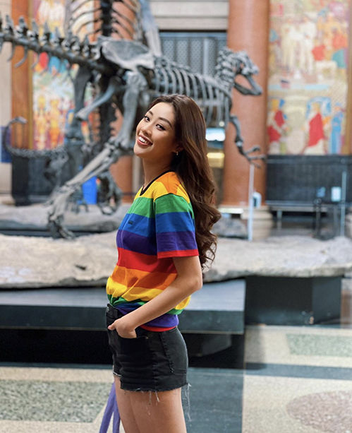 Mỹ nhân Việt mặc váy tôn vinh cộng đồng LGBT: Hà Anh 10 điểm tinh tế