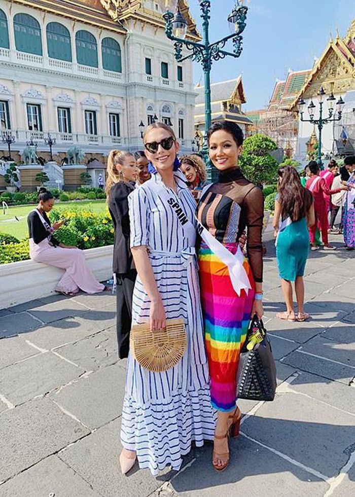 Mỹ nhân Việt mặc váy tôn vinh cộng đồng LGBT: Hà Anh 10 điểm tinh tế