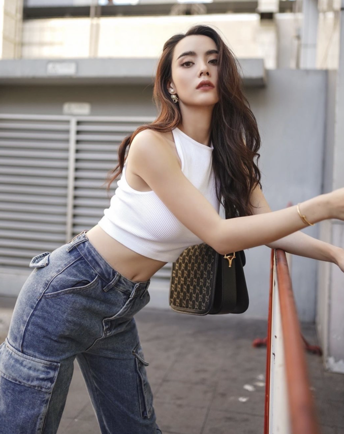 Mỹ nữ body đỉnh chóp Tbiz: Đẹp như Yaya vẫn chịu thua Aum Patcharapa