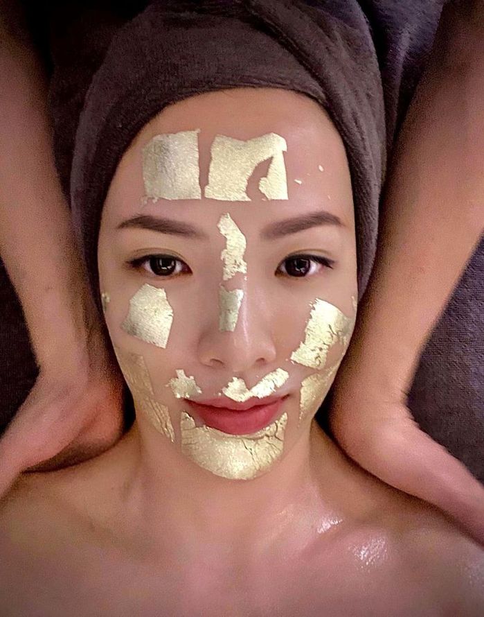 Mỹ nữ Việt dùng vàng để dưỡng nhan sắc: Thanh Hằng đắp mặt nạ 7 triệu