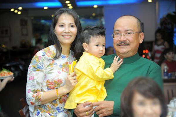Nghệ sĩ Hoàng Sơn: từng bị nhầm là ông nội khi có con ở tuổi U50