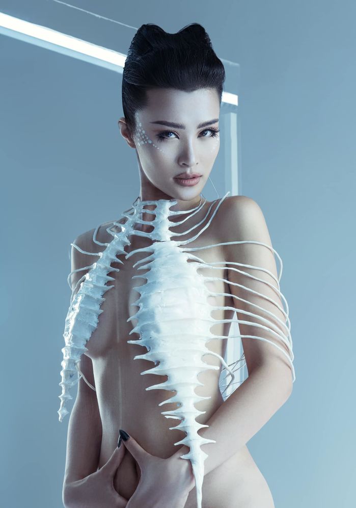 Những lần chơi lớn của Đông Nhi: sinh xong chẳng hề thua chị kém em