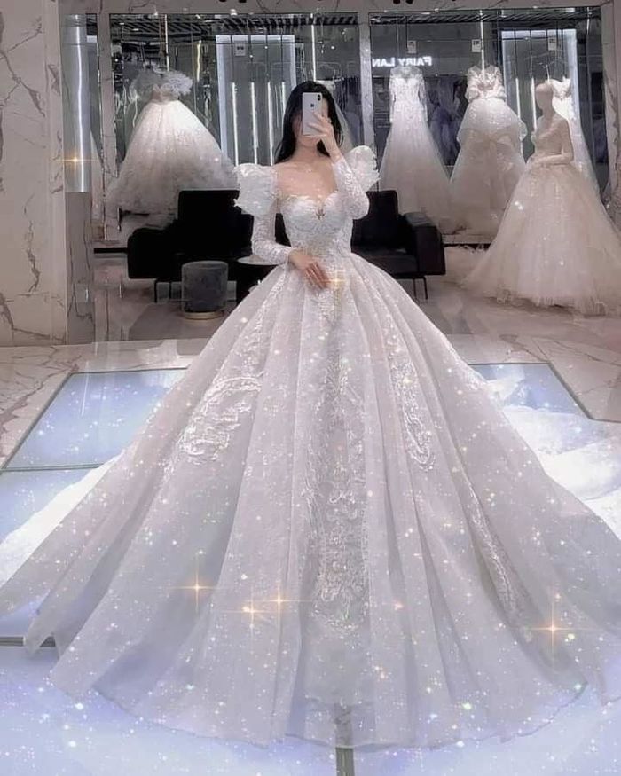 Nhưng mẫu váy cưới vạn người mê ai cũng ước được mặc 1 lần