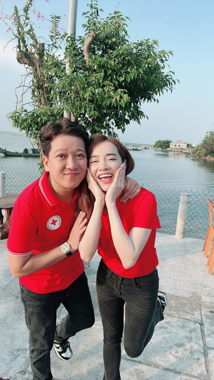 Những sao Việt chiều vợ số hai không ai dám tranh nhất
