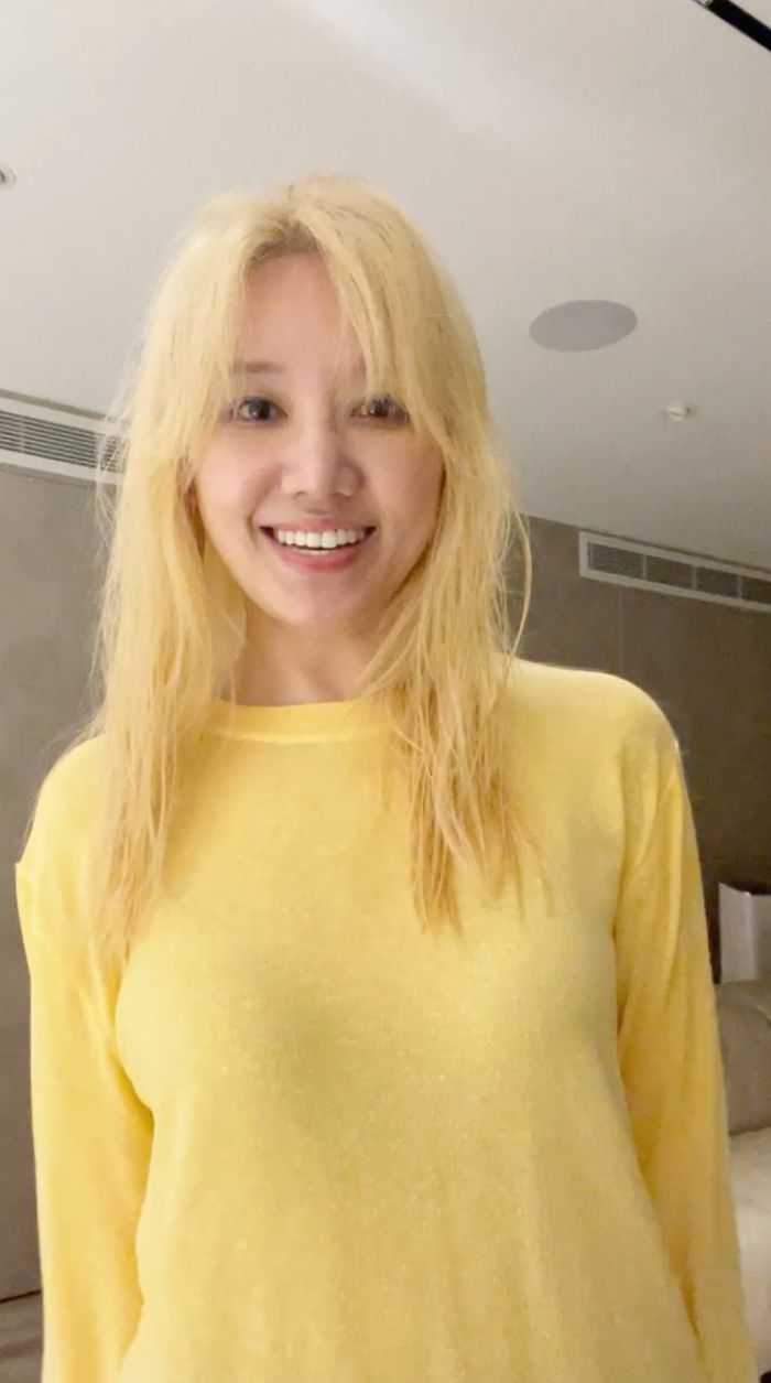 Ơn giời, Hari Won đã xoá sổ màu tóc vàng: quả đầu mới là hot trend