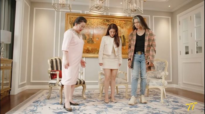Bị chê giàu nhưng kém sang, rich kid Ngọc Thanh Tâm đi học thanh lịch