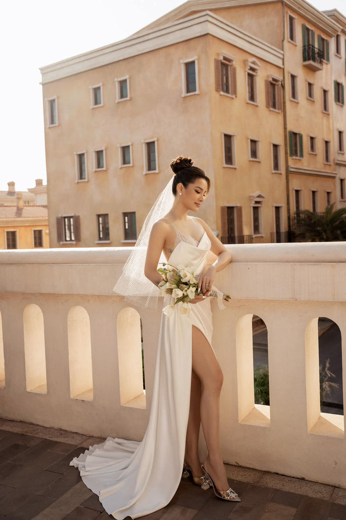 Phương Trinh Jolie đầu tư trang sức đắt đỏ chụp ảnh cưới