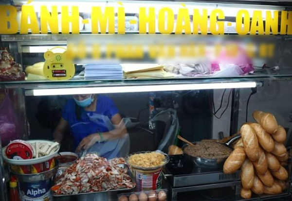 Quán bánh mì pate tuổi đời hơn nửa thế kỷ: Bán hơn 8 nồi pate lớn/ngày
