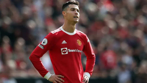 Ronaldo báo tin con trai sơ sinh qua đời: Con mãi là thiên thần