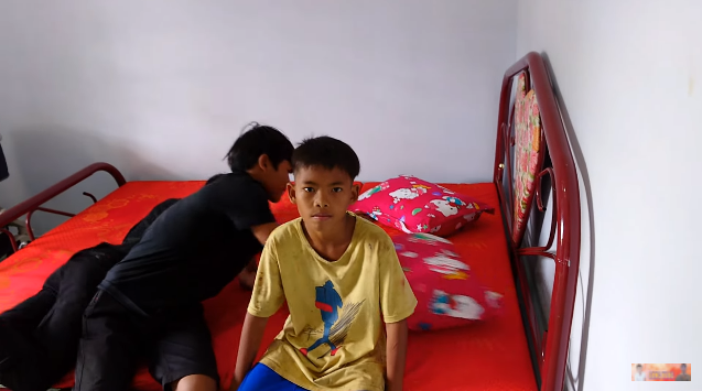 Sang Vlog xây nhà tặng mẹ và vợ, có phòng riêng cho các em trong nhóm