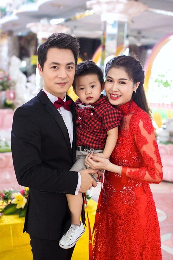 Sao Việt có con rồi mới cưới: Mạc Văn Khoa quyết xóa nợ vào tháng 5