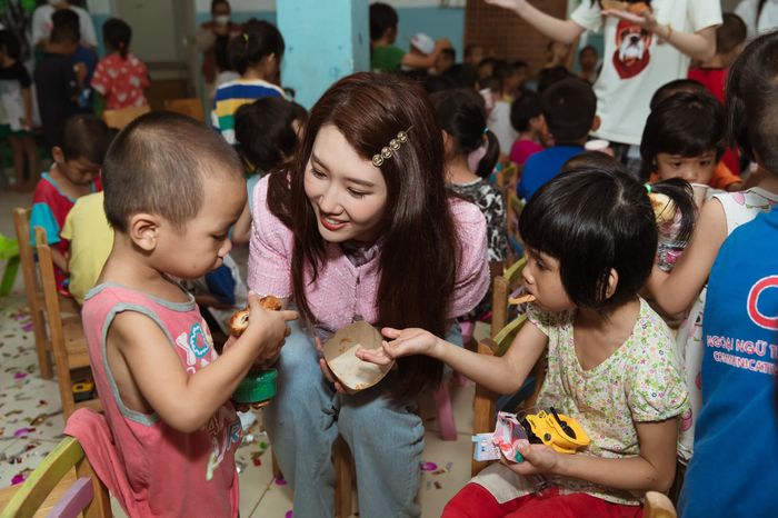 Sao Việt dành ngày sinh nhật để làm điều có ích: hạnh phúc khi san sẻ