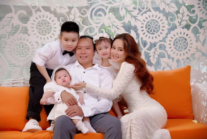 Sao Việt sang Mỹ sinh con: Phạm Quỳnh Anh ỡm ờ, Phạm Hương 2 quý tử
