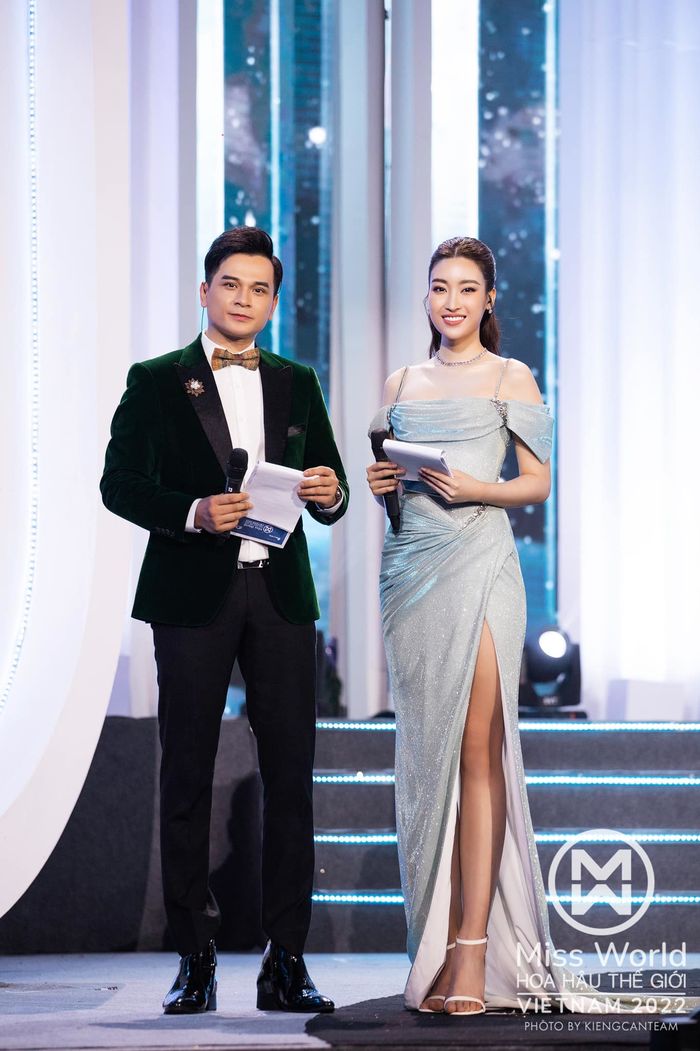 Sao Việt tái ngộ trái ngang: Đỗ Mỹ Linh là MC, Nam Em vẫn là thí sinh