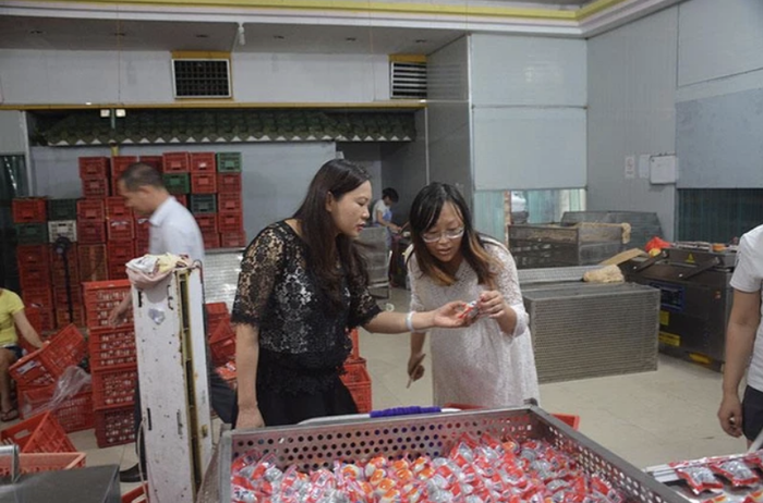 Thất nghiệp ở tuổi 32, nữ giảng viên trở thành tỷ phú sau 7 năm