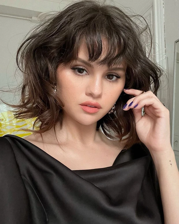 Selena Gomez is back in her heyday: Let her curly hair look like a princess