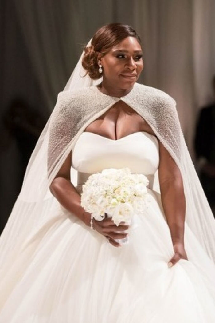 Những chiếc váy cưới cô dâu ao ước: Có chiếc bằng giá penthouse