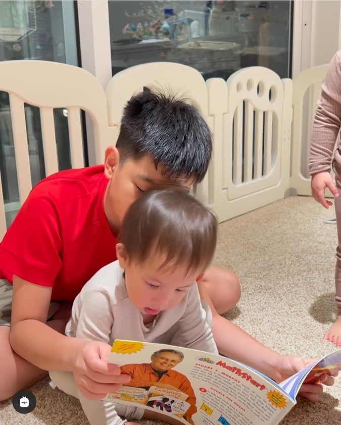 Subeo 11 tuổi: khéo chăm 2 em phụ mẹ, trình bắn tiếng Anh như gió
