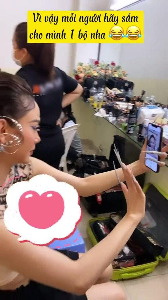 Thủy quái Minh Hằng khổ sở vì bộ nail khi đóng MV của Đông Nhi