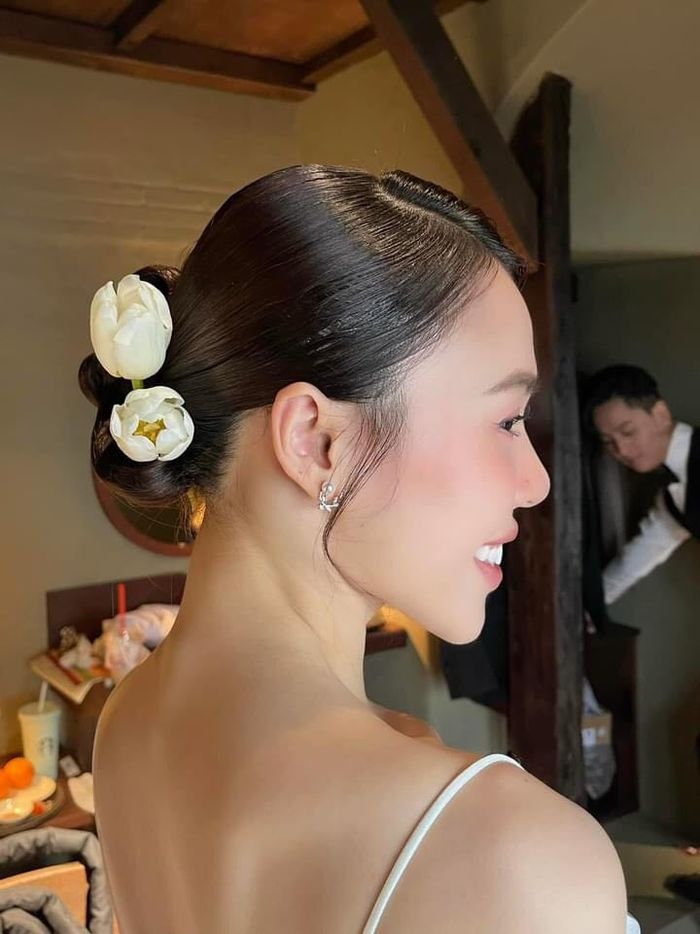 Tiệc cưới biên đạo múa Lan Nhi: vợ chồng Đông Nhi giật hết spotlight
