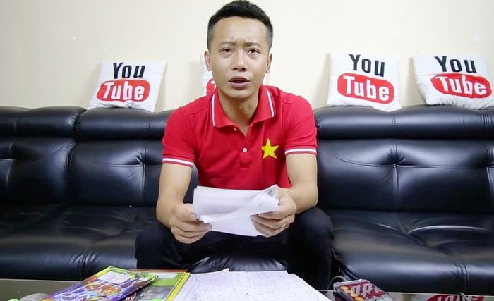 Tiếng lành đồn xa: Gần 2.000 hộ dân tìm Quang Linh Vlogs nhờ giúp đỡ