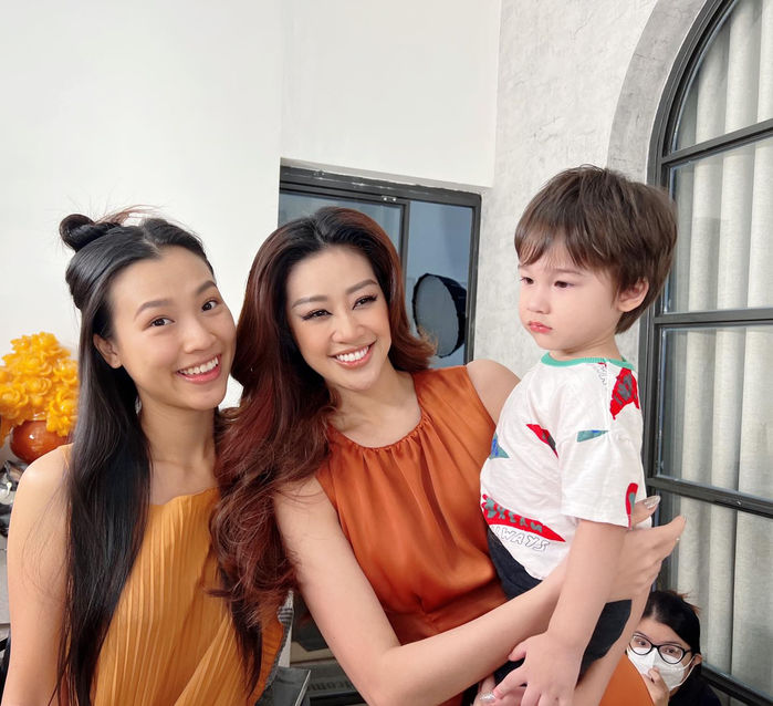 Từng gửi lời ruột gan đến Hoà Minzy nay Hoàng Oanh cũng chia tay