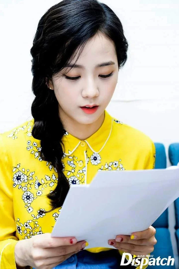 Visual Jisoo cân mọi kiểu tóc, cớ sao stylist YG vẫn cứ làm biếng thế
