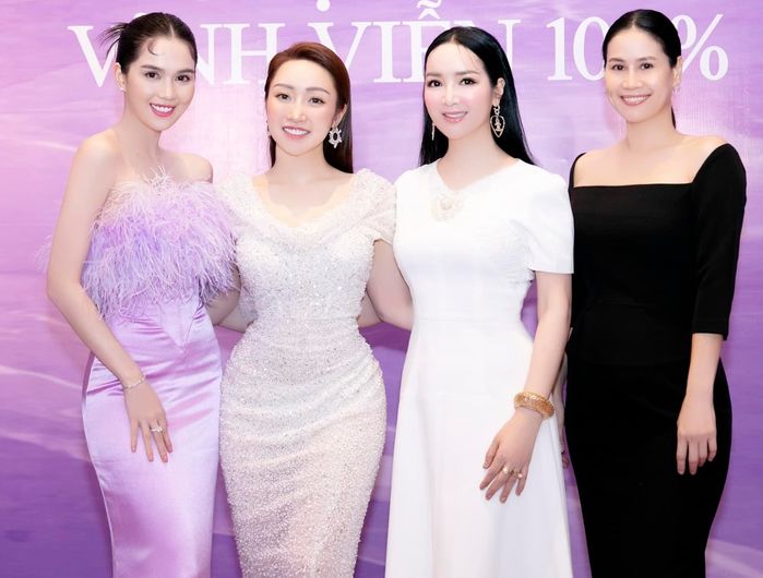 Vợ Chi Bảo lấy lại vóc dáng sau sinh nở, tự tin so kè với Ngọc Trinh