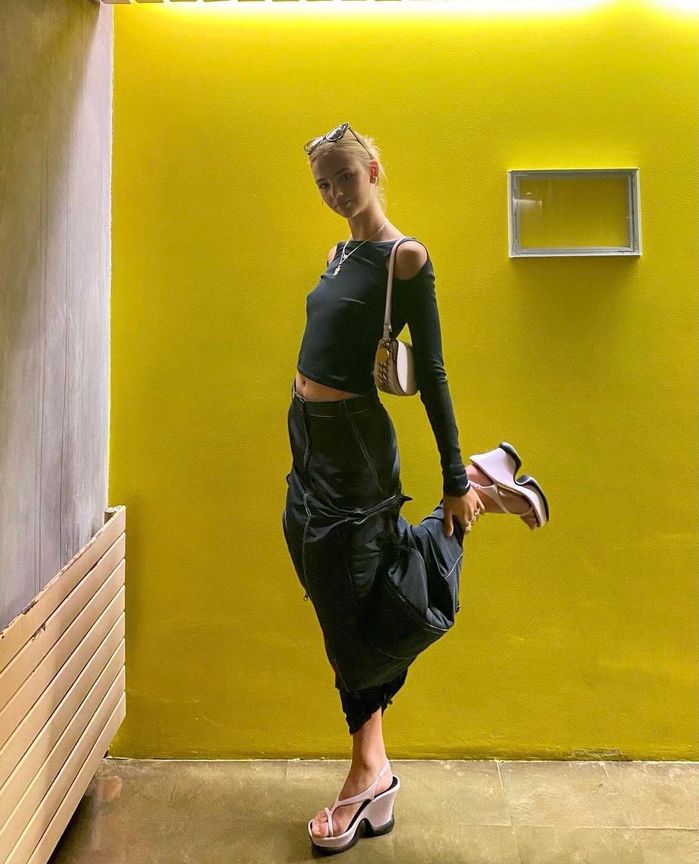 Vợ tương lai cậu hai nhà Beck: Người mẫu cao gần mét 8, cân mọi outfit