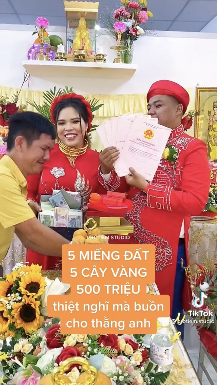 Đời anh vất vả củng cố đời em: 500 triệu, 5 cây vàng, 5 miếng đất