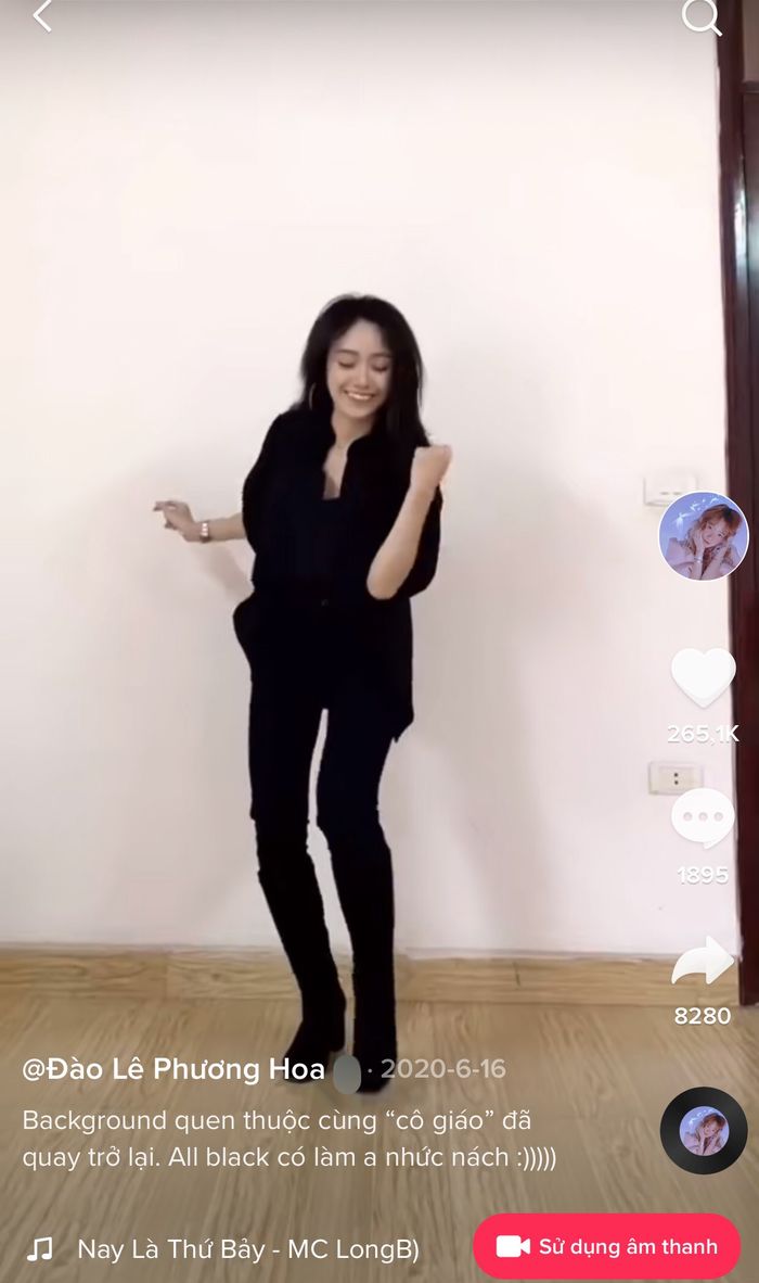 Cô giáo dạy nhảy hot nhất TikTok mặc áo dài biến hình: Xinh hết cỡ