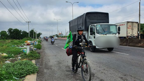9x Sài Gòn đạp xe xuyên Việt gây quỹ xây trường cho trẻ em miền núi
