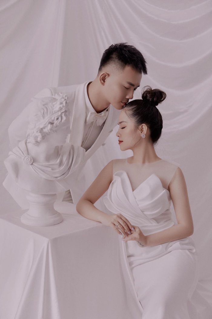 Ảnh cưới tình bể bình của diễn viên hài Anh Tú và tình cũ Quang Hải
