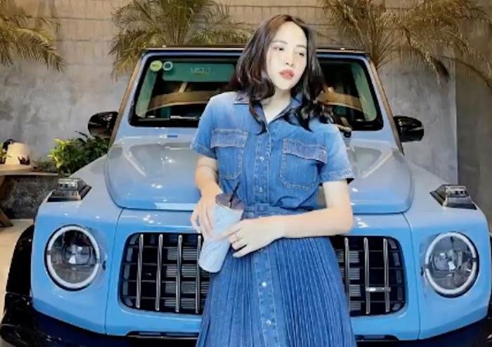 Bà xã Cường Đô La chỉ cần phát tín hiệu là chồng tặng luôn xe 20 tỷ
