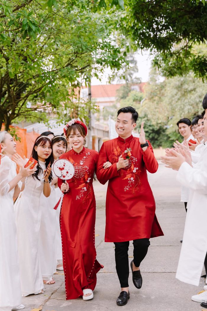 Bộ ảnh cưới của Anh Tuấn Phố Trong Làng và vợ hot girl 2k