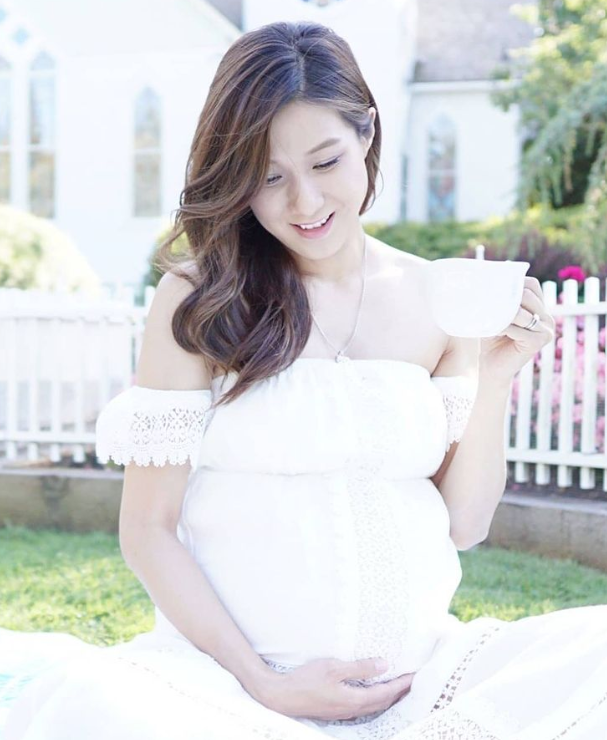 Chung Gia Hân chia sẻ hành trình vượt cạn, đón con gái đầy khó khăn