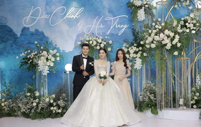 Dàn sao Việt nô nức dự đám cưới Hà Đức Chinh và vợ hotgirl