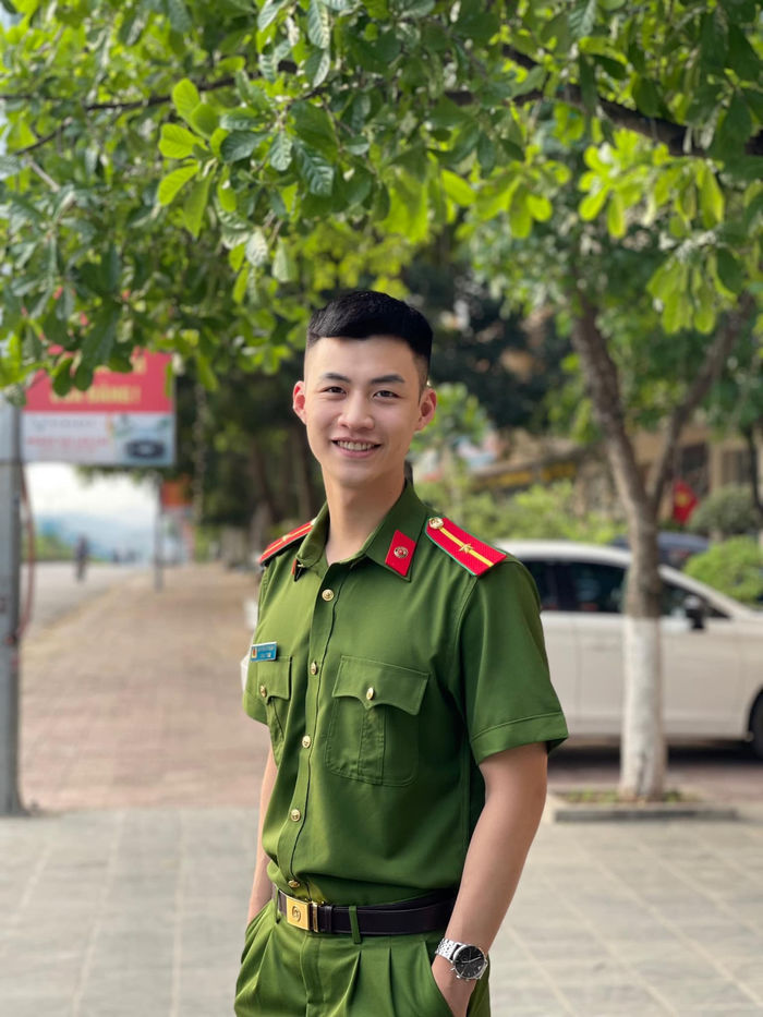 Dàn nam thần VTV trong bộ đồng phục công an: Thanh Sơn cực điển trai