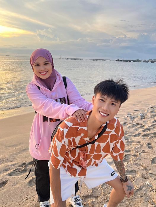 Đạt Villa đưa bạn gái Indonesia về Hà Nội du lịch hậu tin đồn tan vỡ